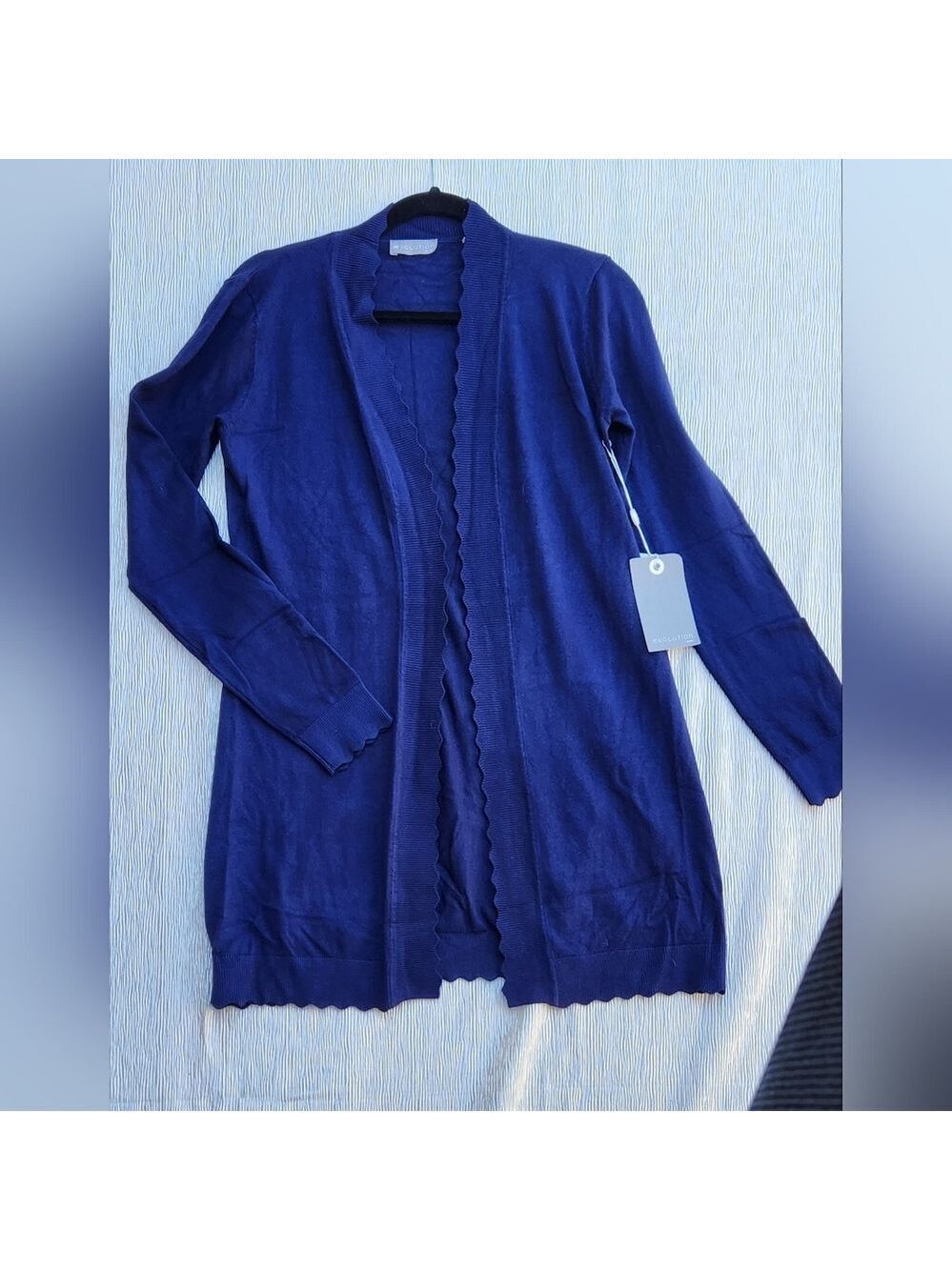 Evolution By Cyrus  Cardigan Size S Long Sleeve Navy Blue  Scalloped Trim. New